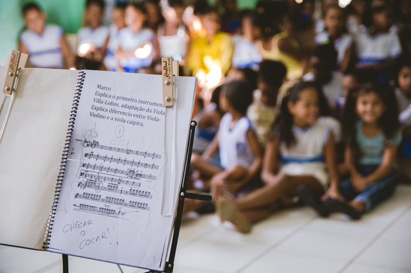 Brasil de Tuhu apresenta concertos didáticos nas escolas públicas de Camaçari e Salvador