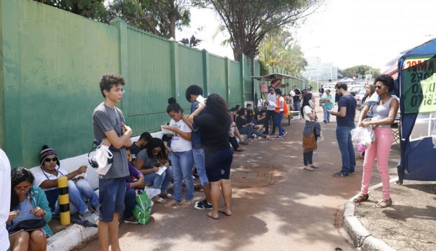 Aplicação de provas do Enem seguirá quatro fusos horários em todo Brasil