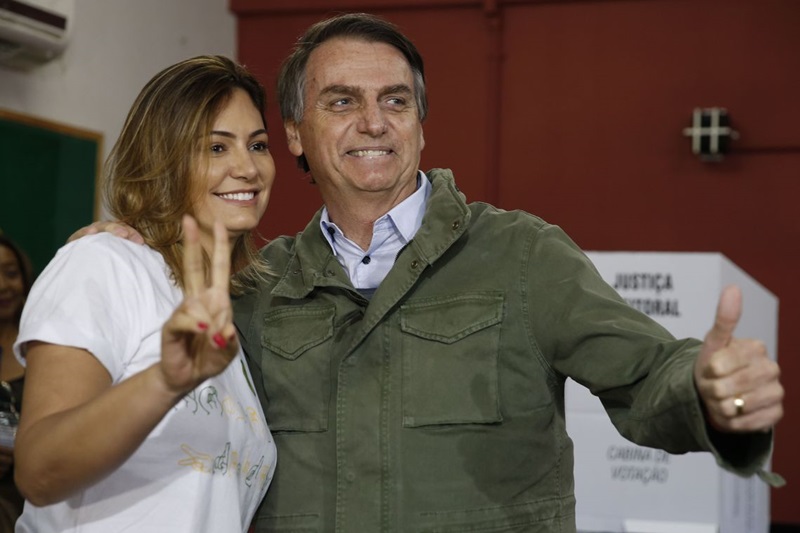 Presidente eleito, Bolsonaro diz que irá governar o Brasil seguindo ensinamentos de Deus e a Constituição