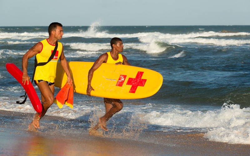 Prefeitura de Salvador fará contratação de novos salva-vidas para o verão
