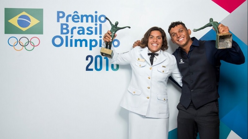 Baianos Ana Marcela e Isaquias Queiroz são eleitos os melhores atletas olímpicos de 2018