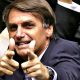Jair Bolsonaro quer liberar posse de arma de fogo por meio de decreto