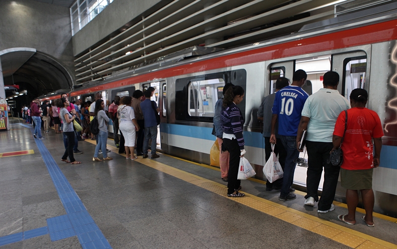 Metrô aumenta número de viagens e acrescenta dois trens à operação