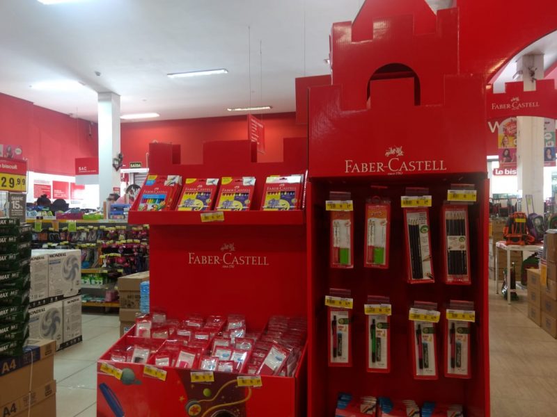 Volta às aulas: kit de material escolar custa em média R$ 120 em Camaçari