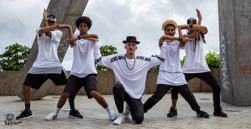 Bailarinos baianos promovem campanha virtual para participar de Festival Internacional de Danças Urbanas