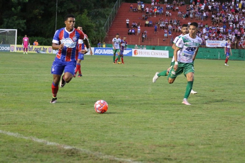 Bahia assume liderança do Campeonato Baiano
