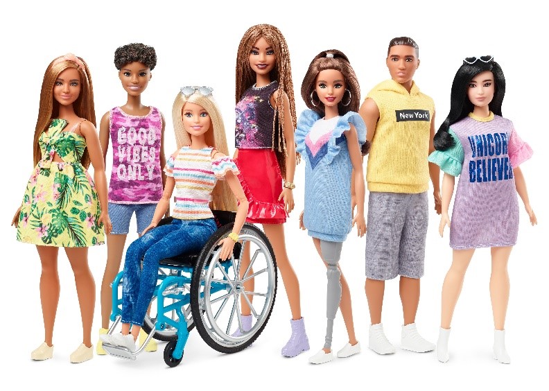 Nova linha da Barbie apresenta diversidade e bonecas com deficiências físicas