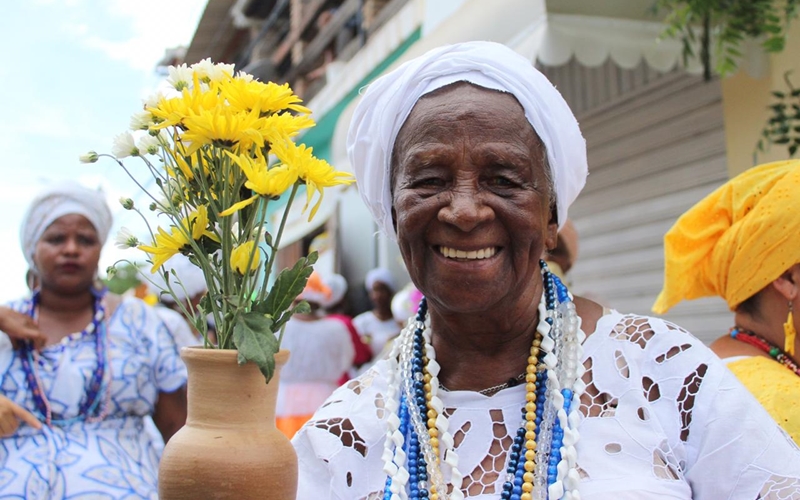 Festival de Arembepe: fé e alegria marcam cortejo a São Francisco de Assis