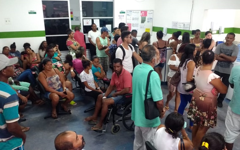 Lotada: pacientes da UPA Gleba A são submetidos a horas de espera