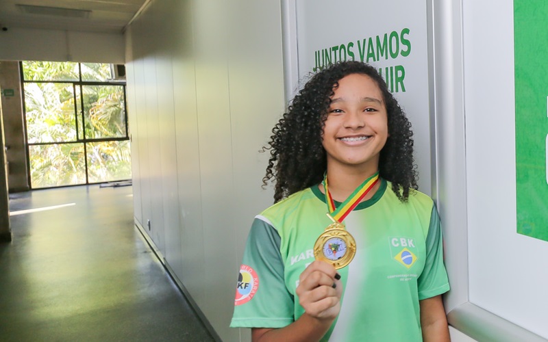 Jovem camaçariense conquista Campeonato Sul-americano de Karatê