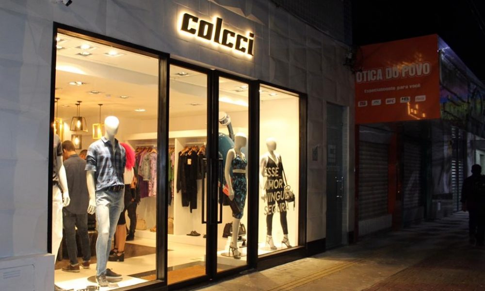 Com conceito diferenciado de moda, Colcci inaugura nova loja em Camaçari