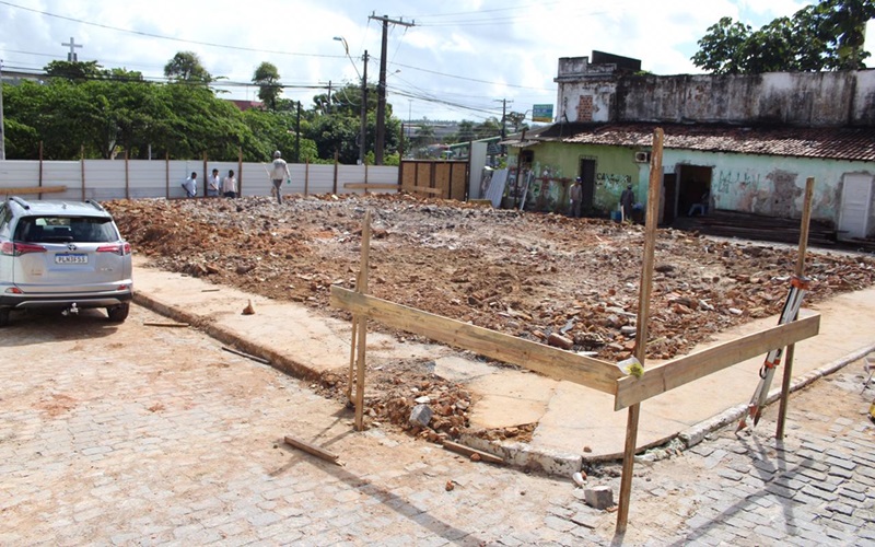 População questiona demolição e ressalta importância de prédio histórico de Camaçari