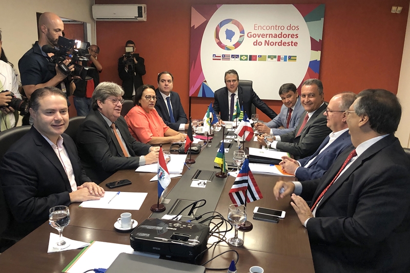 Rui Costa e outros oito governadores do Nordeste divulgam carta sobre Reforma da Previdência