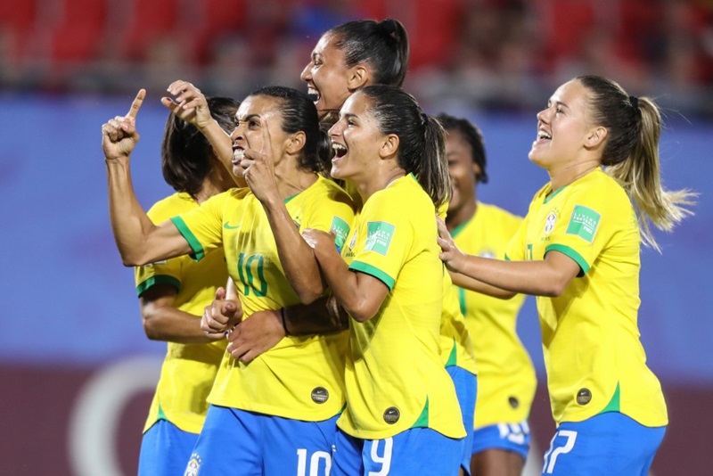 Futebol feminino brasileiro terá calendário agitado em 2020