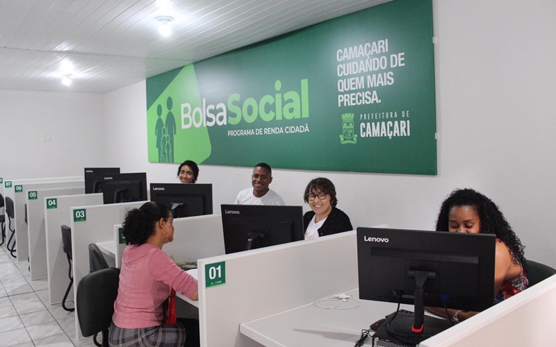 Bolsa Social já cadastrou mais de 500 famílias em Camaçari; meta é realizar 1 mil cadastros por mês