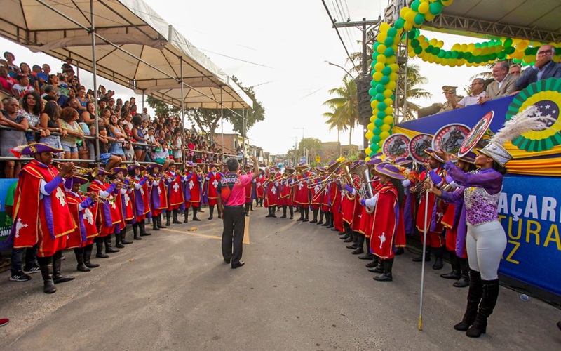7 de setembro: música, cultura e educação embalam desfile cívico de Parafuso