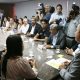 Governador e prefeitos se unem para minimizar impactos causados por óleo no litoral baiano
