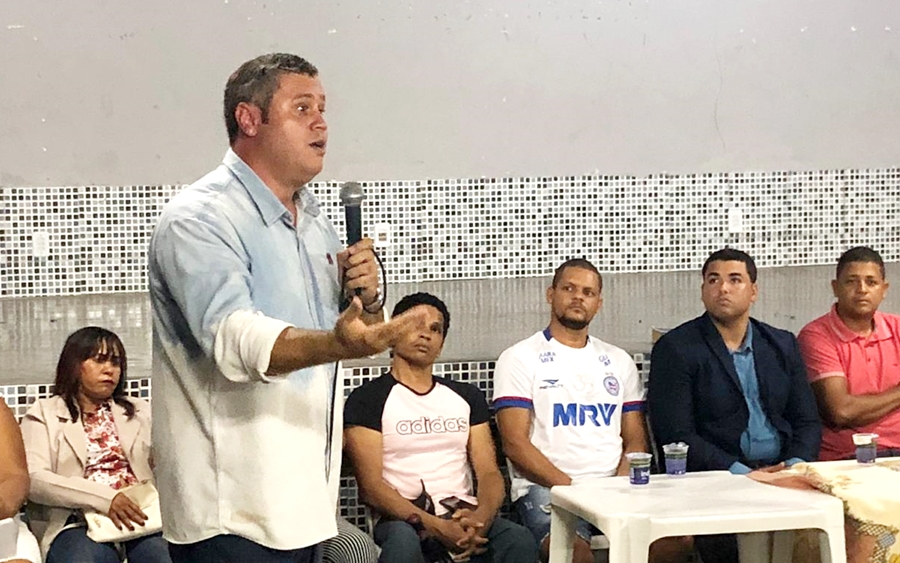 Fabio Lima inicia elaboração do 'plano de governo com o povo' em Vila de Abrantes