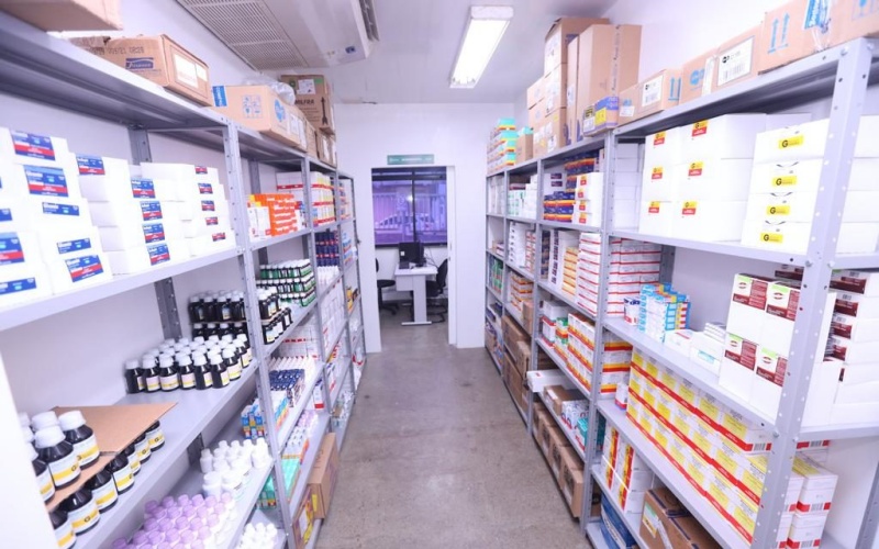 Com estrutura moderna e atendimento humanizado, farmácia pública 24h é inaugurada em Camaçari