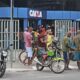 Efeito pandemia: Sedur alerta 80 lojas, 71 bares, 20 restaurantes, 16 igrejas, 11 mercados e 11 agências bancárias em Camaçari