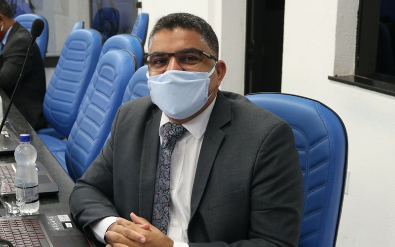 Em reunião suprapartidária, Oziel questiona Elinaldo sobre iniciativas do governo para combater o coronavírus