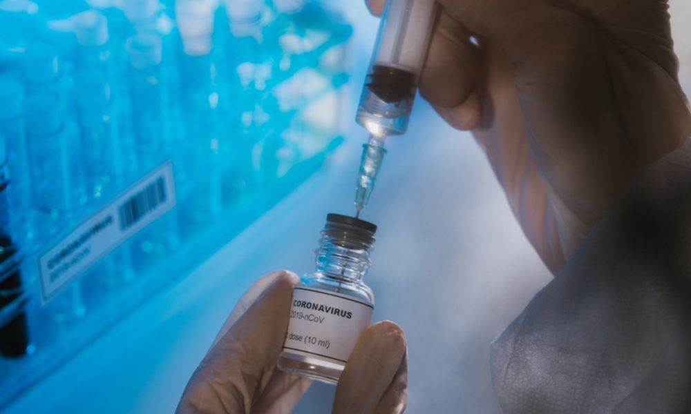 Governo cria grupo para coordenar vacinação contra Covid-19 no Brasil