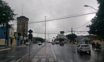 Tempo permanece chuvoso em Camaçari no fim de semana; confira previsão