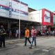 Camaçari: primeiro dia de reabertura do comércio é marcado por filas e congestionamento no Centro