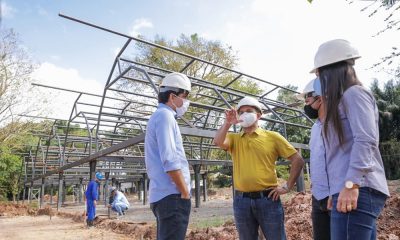Elinaldo visita obras de reconstrução do Horto Florestal