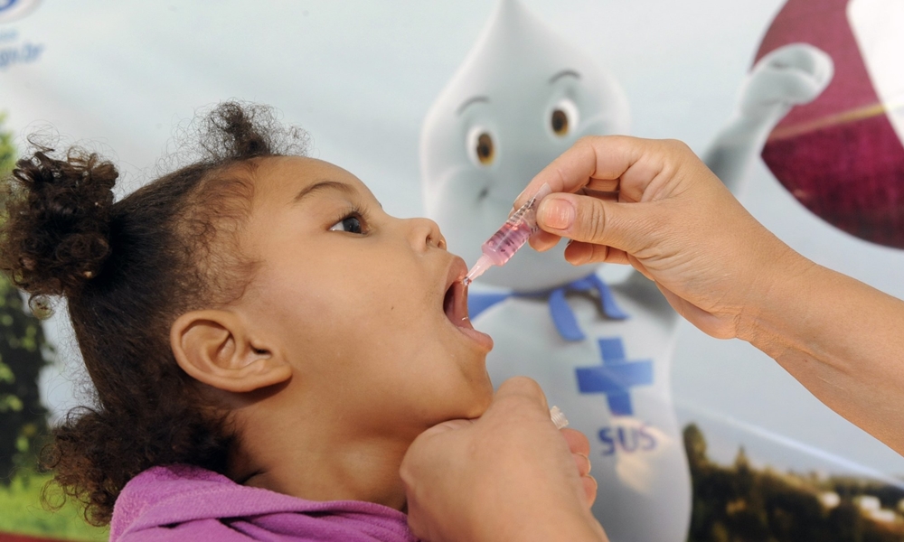 Campanha de vacinação contra a poliomielite é prorrogada até 30 novembro