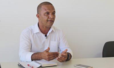 Deni de Isqueiro quer descentralizar serviços e dignificar a orla de Camaçari