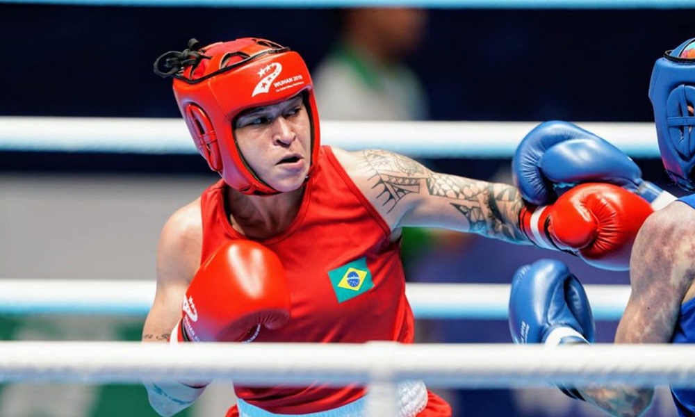 Boxe: Bia Ferreira triunfa e avança no Torneio de Strandja