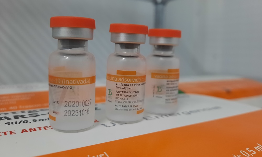 Camaçari recebe 1.660 novas doses de vacina contra o coronavírus