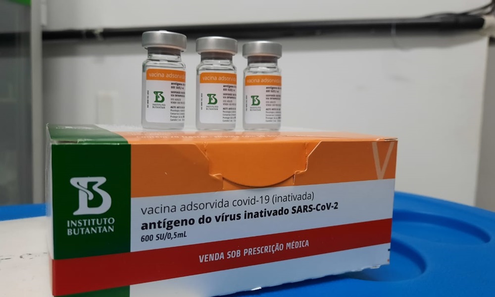 Aplicação da segunda dose da CoronaVac é suspensa em Camaçari