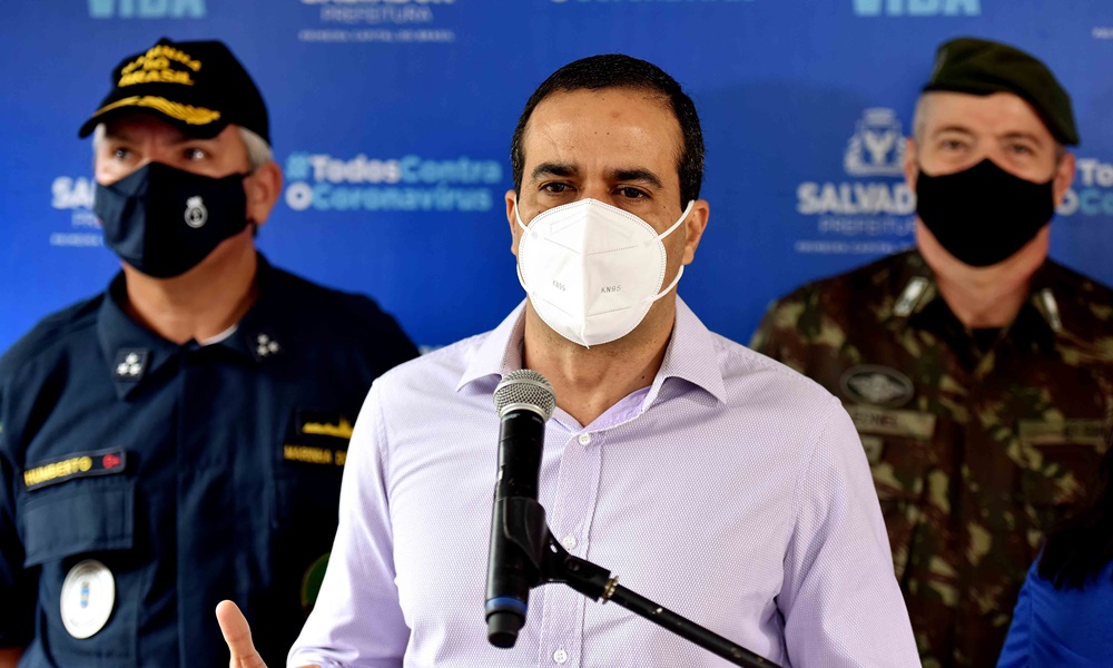 Salvador inicia vacinação de trabalhadores da educação nesta quarta-feira