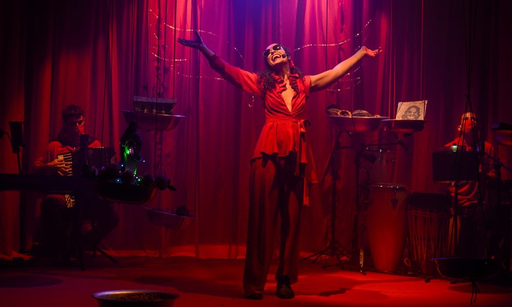 Espetáculo musical “Vovó era preta” narra trajetória de mulher pioneira da Zona do Cacau Baiano