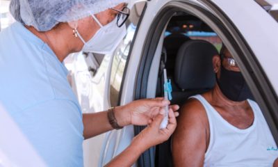 Camaçari suspende vacinação da primeira dose contra Covid-19 para idosos