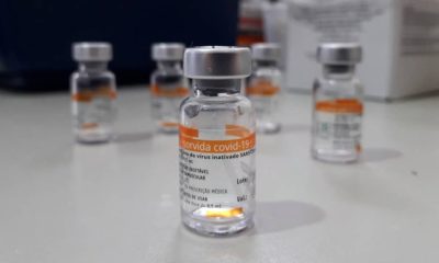 Fiocruz retoma produção de vacina contra Covid-19