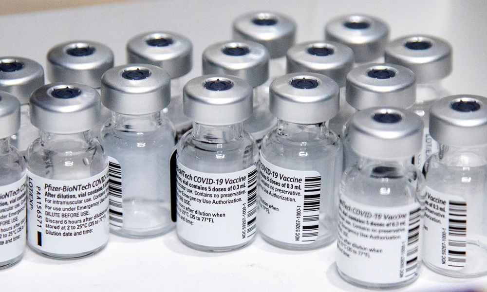 Vacinação contra Covid-19 será exclusiva para gestantes e puérperas nesta quarta-feira