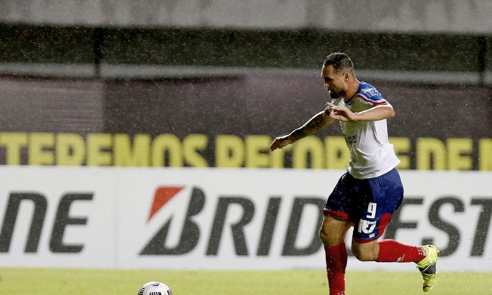 Gilberto marca e Bahia derrota Guabirá na Sul-Americana