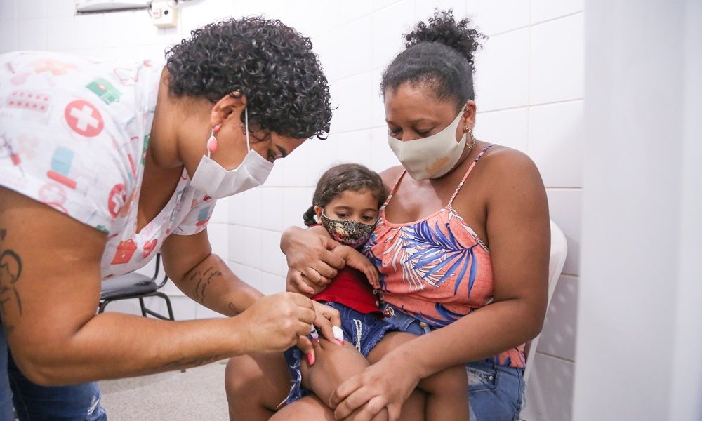 Vacinação contra a Influenza começa nesta terça-feira em Camaçari