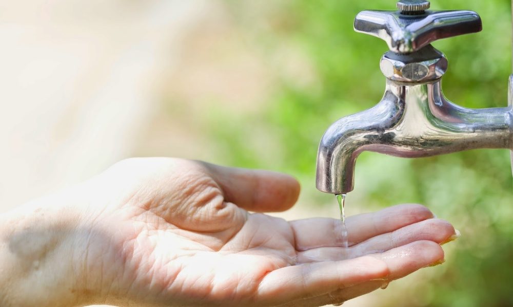 Abastecimento de água é interrompido em Jauá e Abrantes