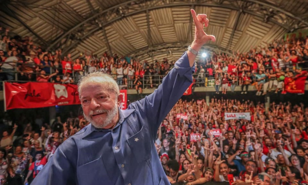 Lula vence em todos os cenários na eleição de 2022, aponta pesquisa Vox Populi
