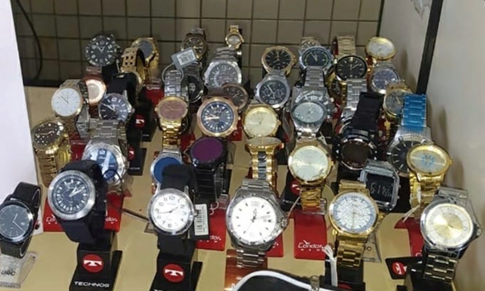 Homem é preso com 44 relógios roubados em Dias d’Ávila