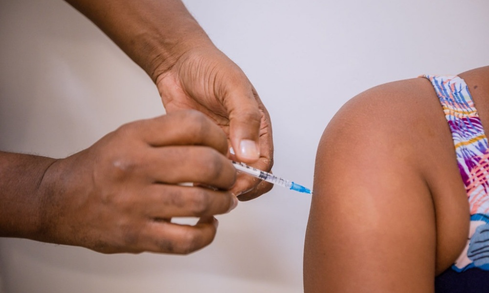 Camaçari: vacinação contra Covid-19 segue hoje com antecipação de doses