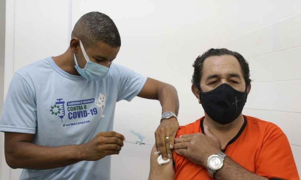 Covid-19: 26,25% dos profissionais de comunicação cadastrados foram vacinados em Camaçari