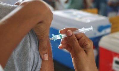 Lauro de Freitas vacina gestantes e puérperas hoje com a primeira dose