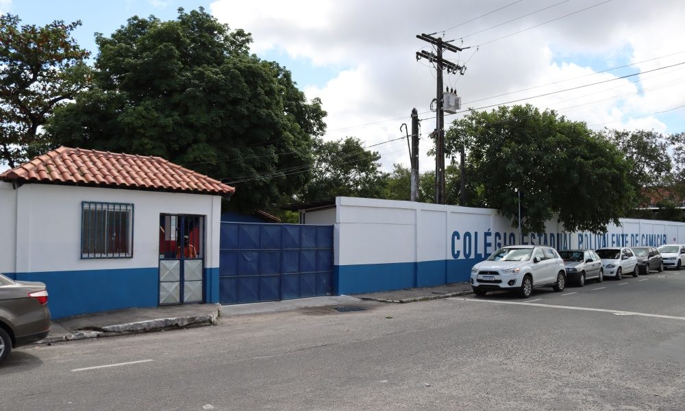 Colégio Estadual Polivalente de Camaçari terá complexo poliesportivo