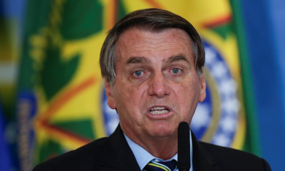 Depois de ser derrotado na Câmara, Bolsonaro diz que deputados foram chantageados