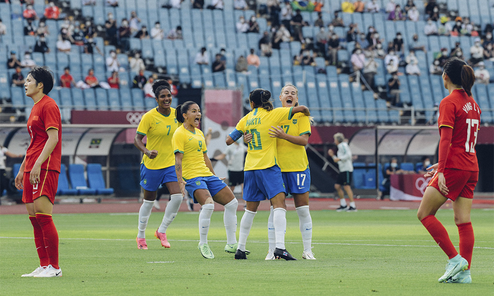 Seleção Brasileira Feminina de Futebol goleia China na estreia das Olimpíadas de Tóquio